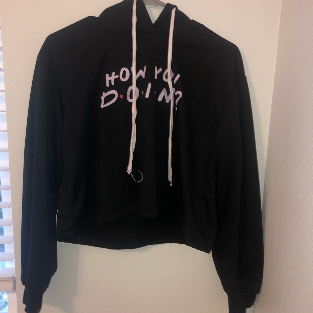 FRIENDS cropped hoodie